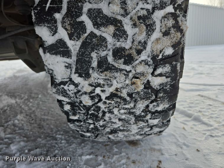 image for item ES2591 2016 Chevrolet Silverado 1500 pickup truck