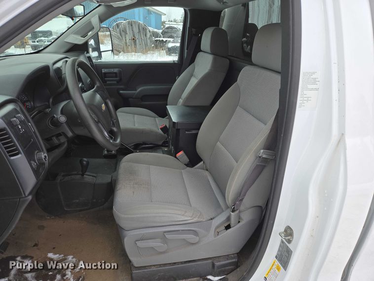 image for item ES2594 2017 Chevrolet Silverado 1500 pickup truck