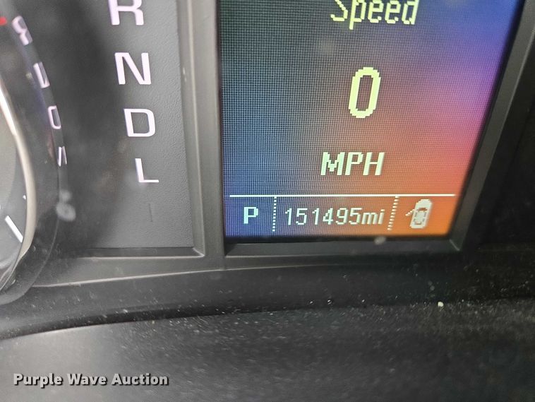 image for item ES2594 2017 Chevrolet Silverado 1500 pickup truck