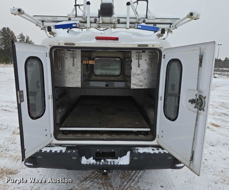 image for item ES2594 2017 Chevrolet Silverado 1500 pickup truck