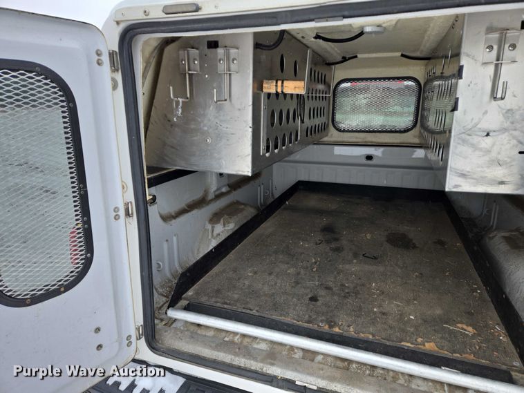 image for item ES2594 2017 Chevrolet Silverado 1500 pickup truck