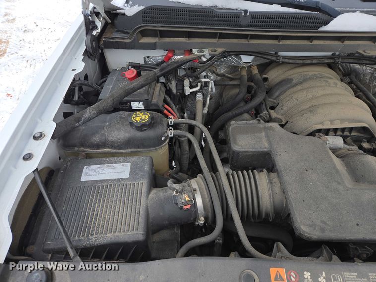 image for item ES2594 2017 Chevrolet Silverado 1500 pickup truck