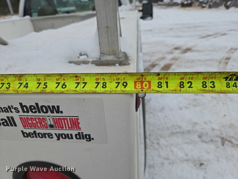 image for item ES2595 2008 Ford F250 Super Duty utility bed pickup truck