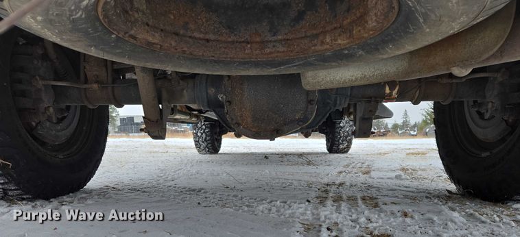 image for item ES2595 2008 Ford F250 Super Duty utility bed pickup truck