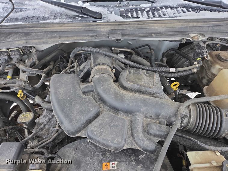 image for item ES2595 2008 Ford F250 Super Duty utility bed pickup truck