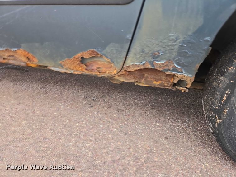 image for item ES2629 2005 Chrysler Town And Country 