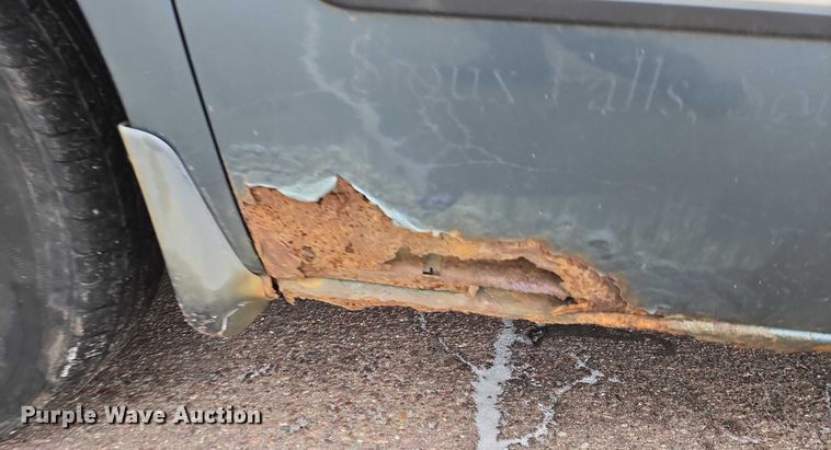 image for item ES2629 2005 Chrysler Town And Country 