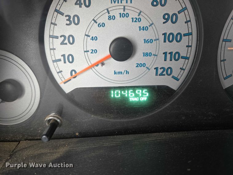 image for item ES2629 2005 Chrysler Town And Country 