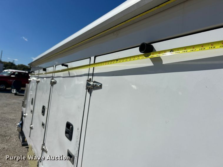 image for item ET3387 2018 Ford E450 Super Duty refrigerated delivery truck