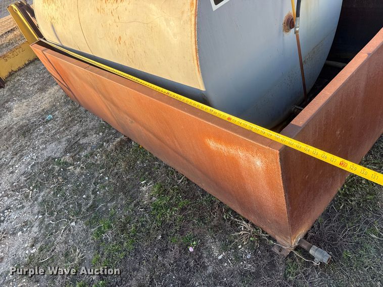 image for item ET4025 Fuel tank with containment