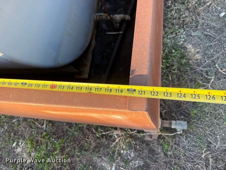 image for item ET4025 Fuel tank with containment