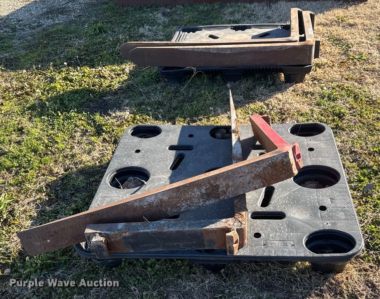 image for item ET4031 (2) sets of forks