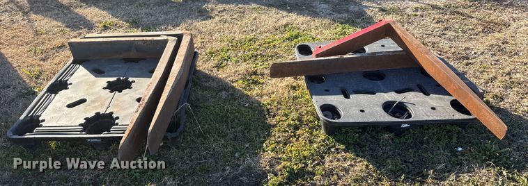 image for item ET4031 (2) sets of forks