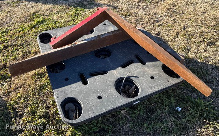 image for item ET4031 (2) sets of forks