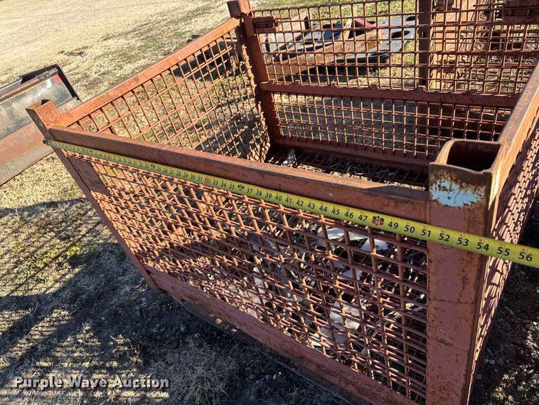 image for item ET4032 (7) metal bins