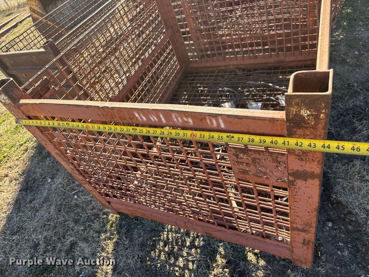 image for item ET4032 (7) metal bins