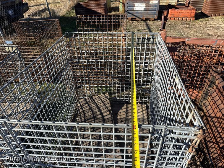 image for item ET4032 (7) metal bins