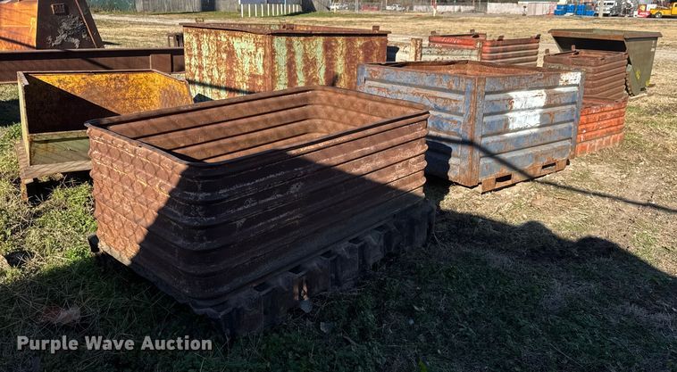 image for item ET4033 (9) metal bins