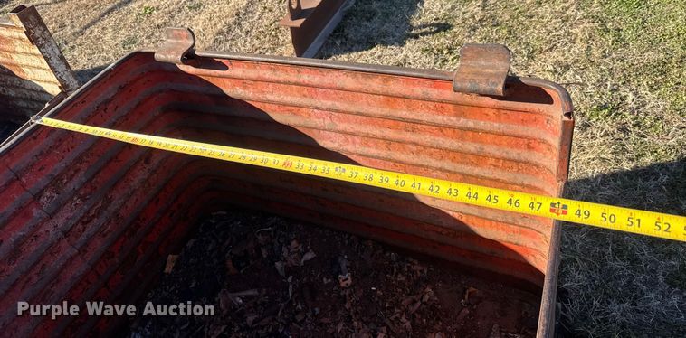 image for item ET4033 (9) metal bins