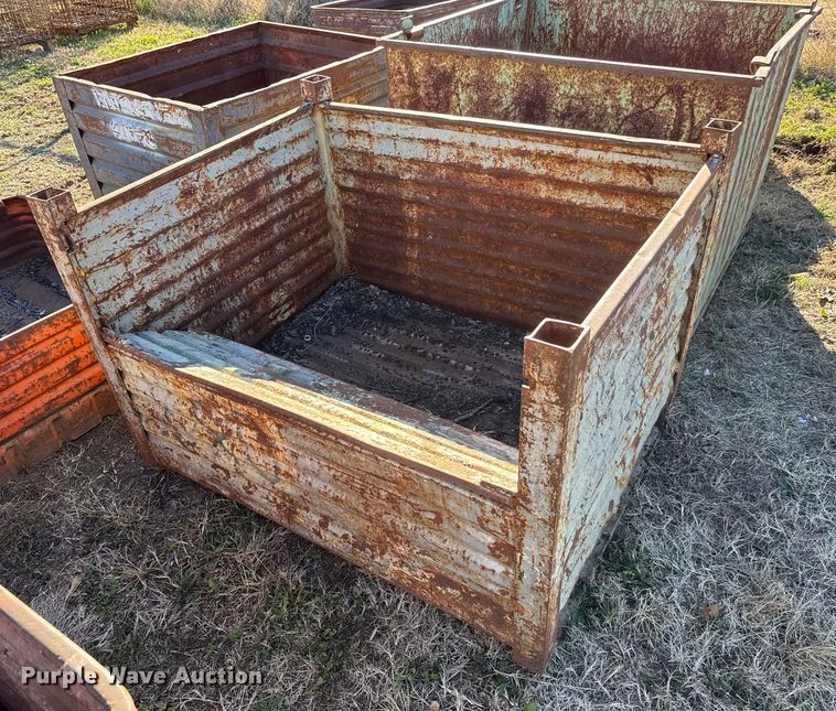 image for item ET4033 (9) metal bins