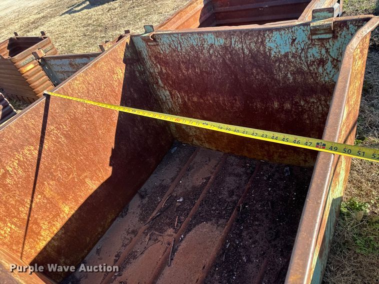 image for item ET4033 (9) metal bins