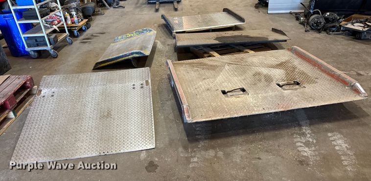 image for item ET4041 (5) dock plates