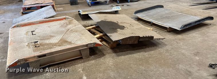 image for item ET4041 (5) dock plates