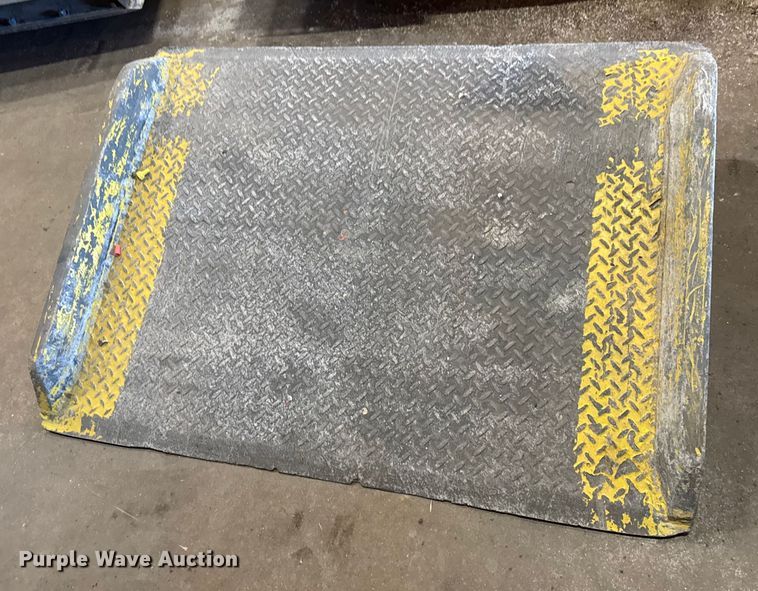 image for item ET4041 (5) dock plates