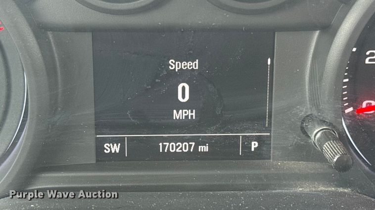 image for item ET4053 2022 Chevrolet Silverado 1500 Crew Cab pickup truck