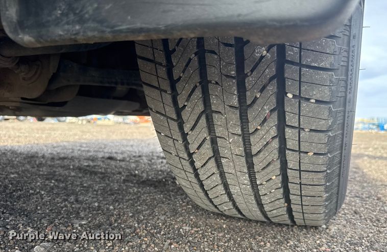 image for item ET4053 2022 Chevrolet Silverado 1500 Crew Cab pickup truck