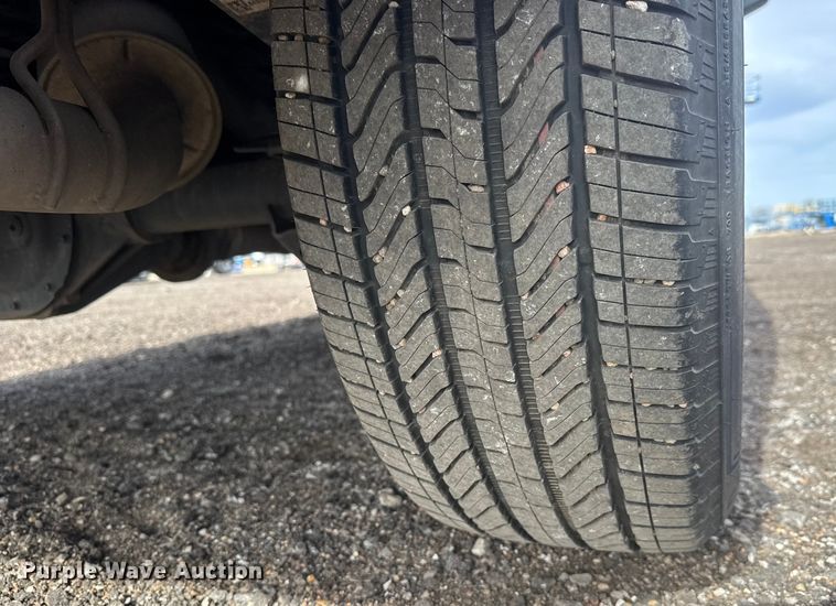 image for item ET4053 2022 Chevrolet Silverado 1500 Crew Cab pickup truck