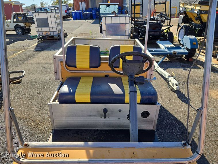 image for item ET5282 Club Car golf cart