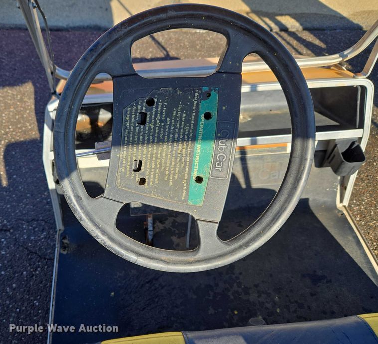 image for item ET5282 Club Car golf cart