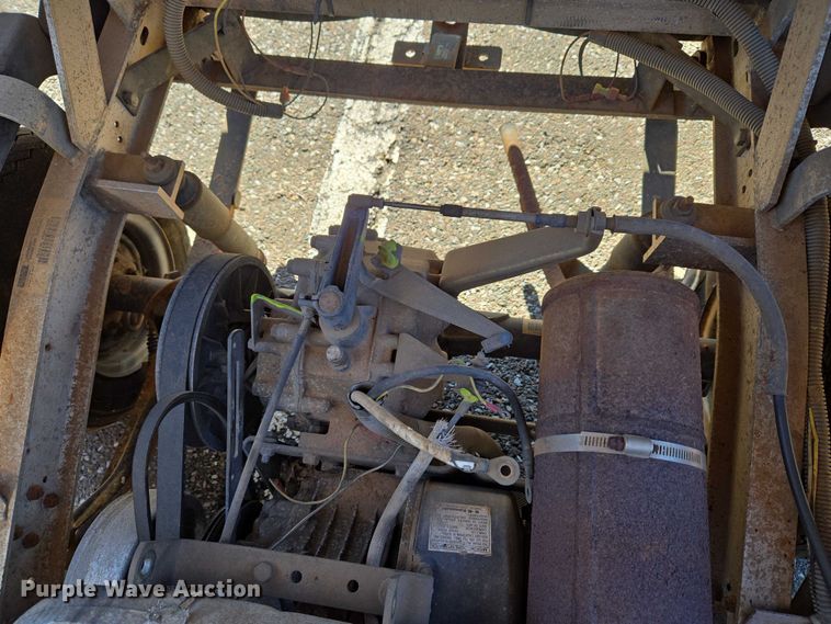 image for item ET5282 Club Car golf cart