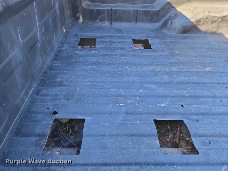 image for item ET5285 2013 RAM 2500 Crew Cab pickup truck