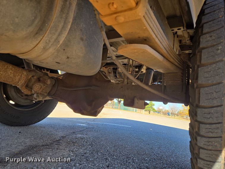 image for item ET5285 2013 RAM 2500 Crew Cab pickup truck