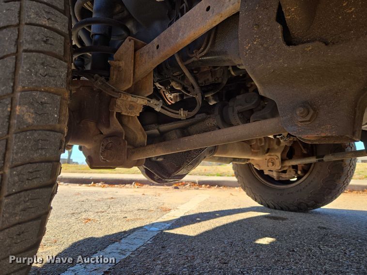 image for item ET5285 2013 RAM 2500 Crew Cab pickup truck