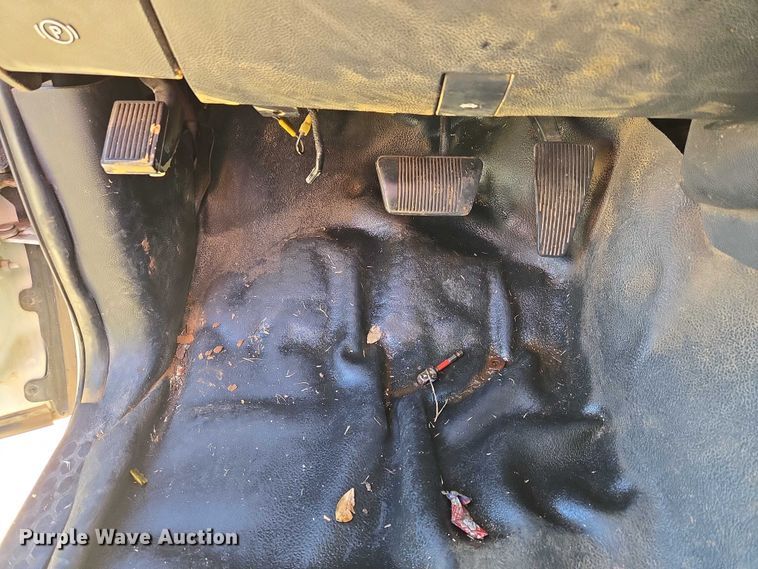 image for item ET5285 2013 RAM 2500 Crew Cab pickup truck