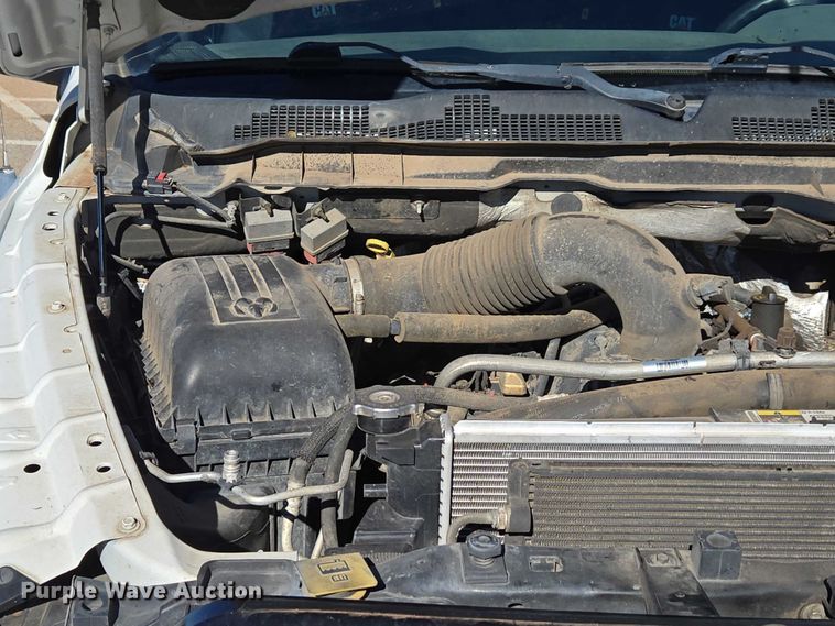 image for item ET5285 2013 RAM 2500 Crew Cab pickup truck