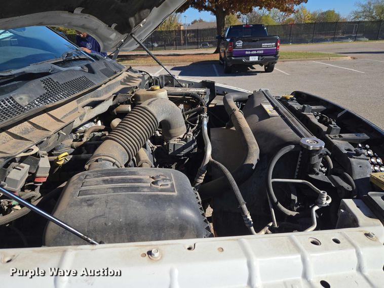 image for item ET5285 2013 RAM 2500 Crew Cab pickup truck