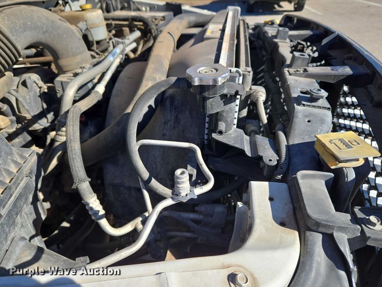 image for item ET5285 2013 RAM 2500 Crew Cab pickup truck