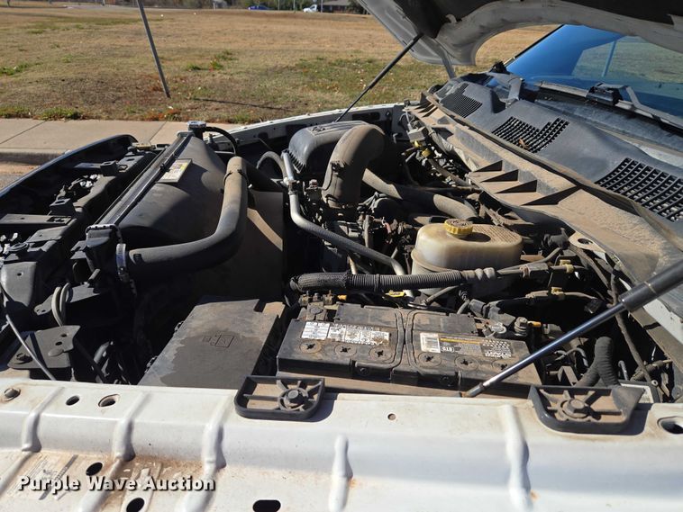 image for item ET5285 2013 RAM 2500 Crew Cab pickup truck