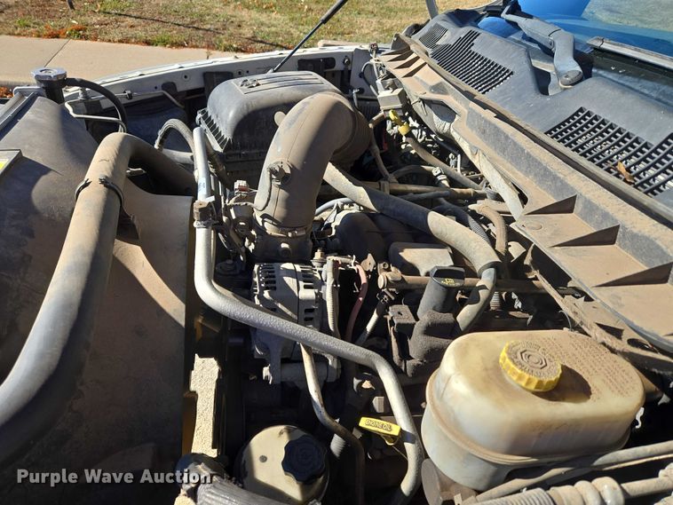 image for item ET5285 2013 RAM 2500 Crew Cab pickup truck