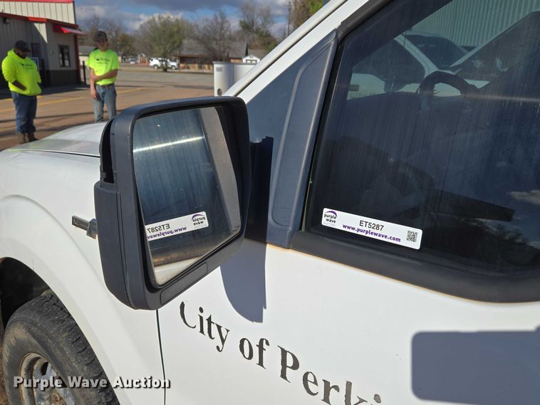 image for item ET5287 2010 Ford F150 pickup truck