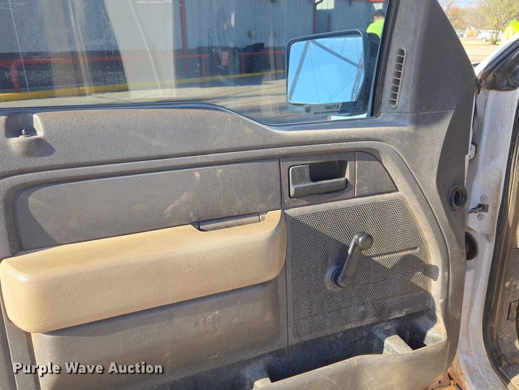 image for item ET5287 2010 Ford F150 pickup truck