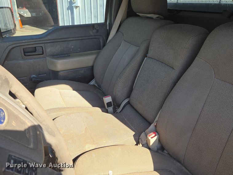 image for item ET5287 2010 Ford F150 pickup truck