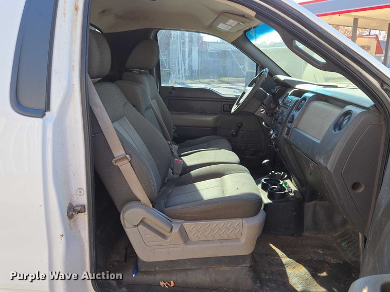 image for item ET5287 2010 Ford F150 pickup truck