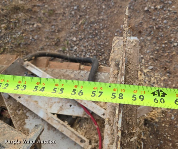 image for item ET5311 Tommy Gates CO. lift