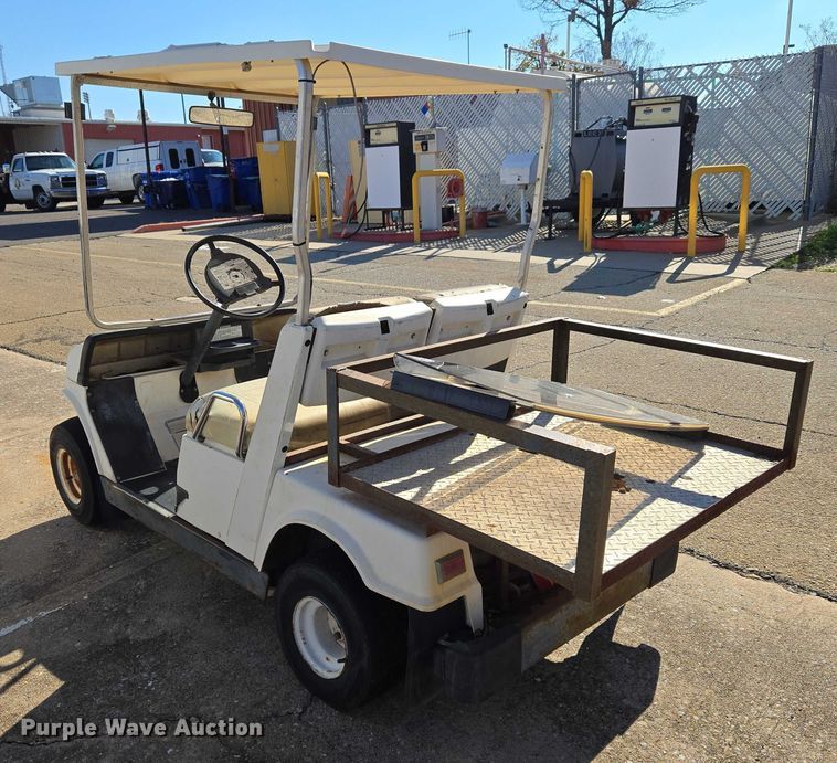 image for item ET5314 Yamaha golf cart