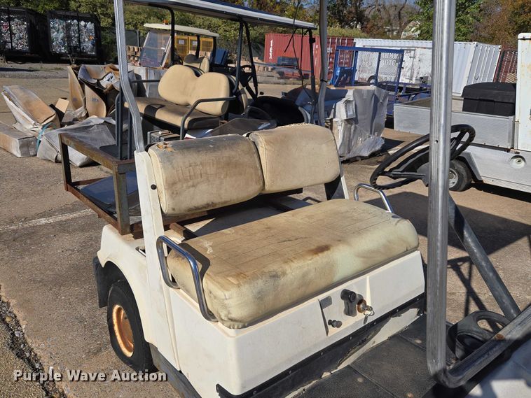 image for item ET5314 Yamaha golf cart
